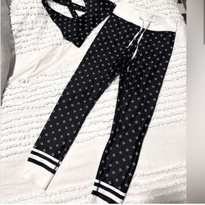 White Fox Active x Sarah’s Day Leggings